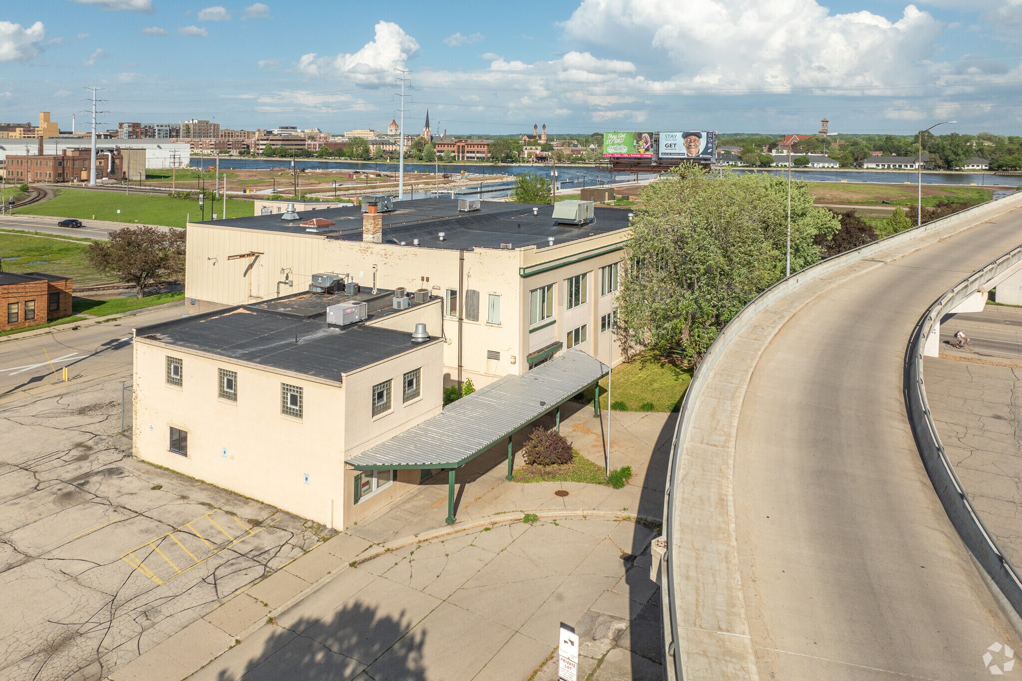 610 S Broadway St, Green Bay, WI à louer Aérien– Image 1 sur 7