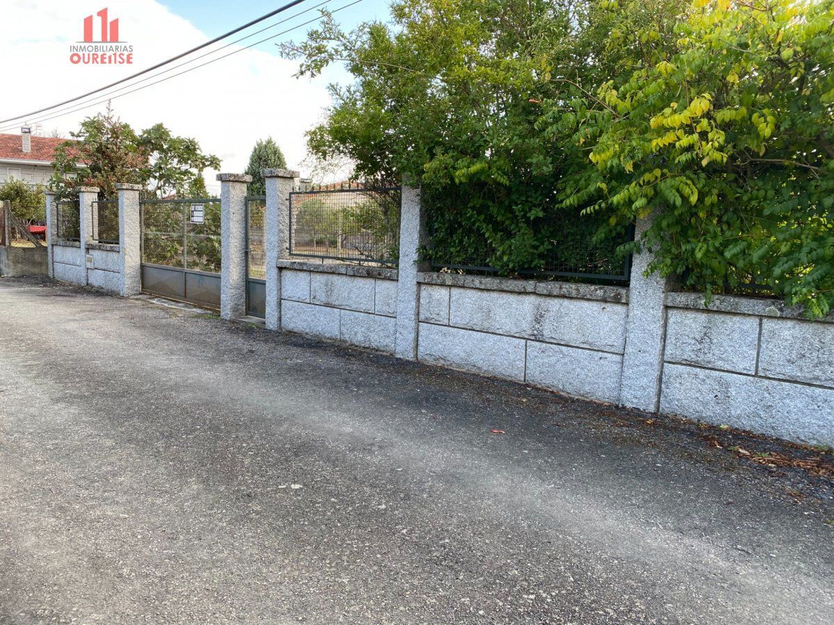 Terrain dans San Cibrao das Viñas, Orense à vendre Photo principale– Image 1 sur 8