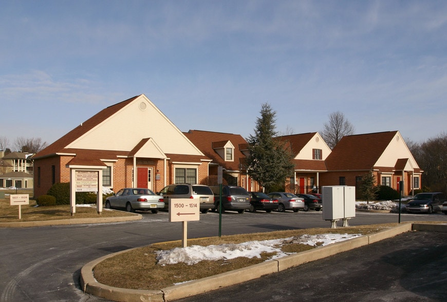 1501-1509 McDaniel Dr, West Chester, PA à louer - Photo de l’immeuble – Image 2 sur 20