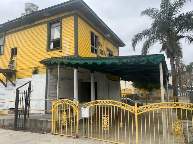 604 E Mission Blvd, Pomona, CA à vendre - Photo de l’immeuble – Image 2 sur 9