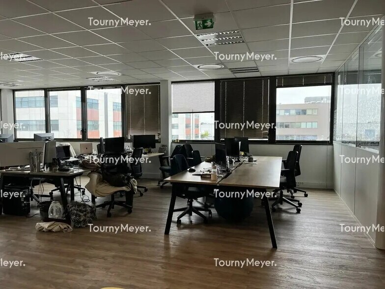 Bureau dans Pessac à louer - Photo de l’immeuble – Image 2 sur 7