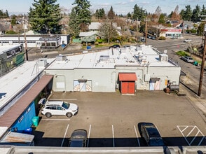 5824-5846 NE Sandy Blvd, Portland, OR - Vue aérienne  vue de carte - Image1