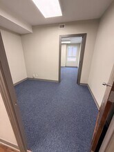 121 S Broadway Ave, Tyler, TX à louer Photo intérieure– Image 1 sur 4