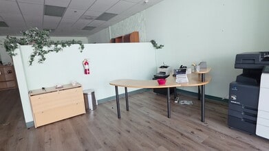 17200 Ventura Blvd, Encino, CA à louer - Vidéo sur l’annonce professionnelle