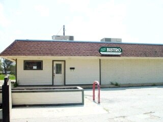 Plus de détails pour 104 Navarro Ave, De Leon, TX - Local commercial à louer