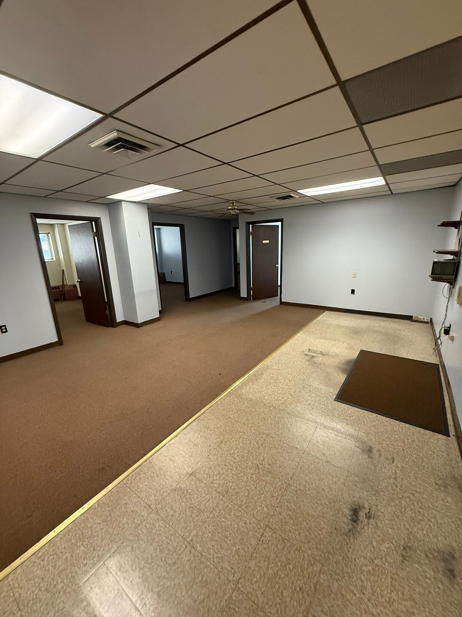 521 Penn Ave, Pittsburgh, PA à louer Photo intérieure– Image 1 sur 12