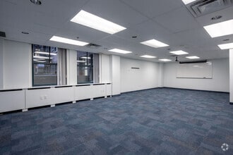 276-288 Rue Saint-Jacques, Montréal, QC à louer Photo intérieure– Image 2 sur 3