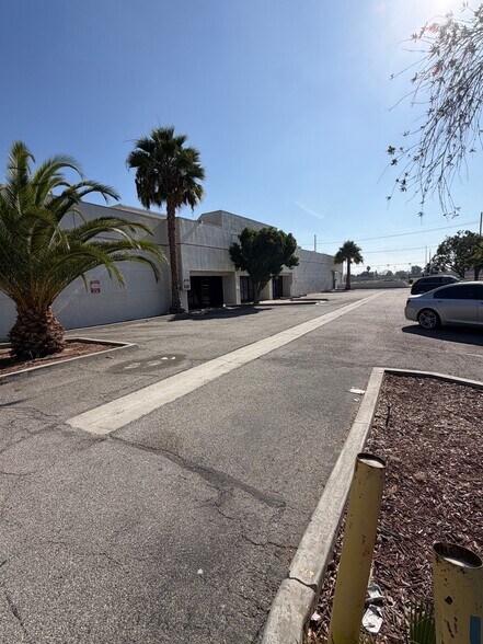 1401-1405 W 178th St, Gardena, CA à louer - Photo de l’immeuble – Image 3 sur 9