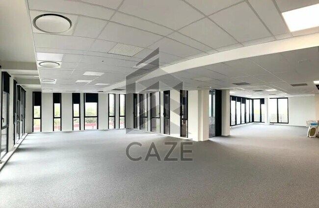 Plus de détails pour Bureau à louer