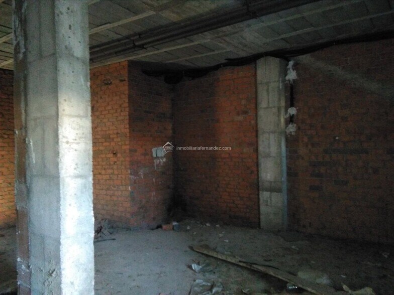 Local commercial dans Cáceres, Cáceres à louer - Photo de l’immeuble – Image 1 sur 7