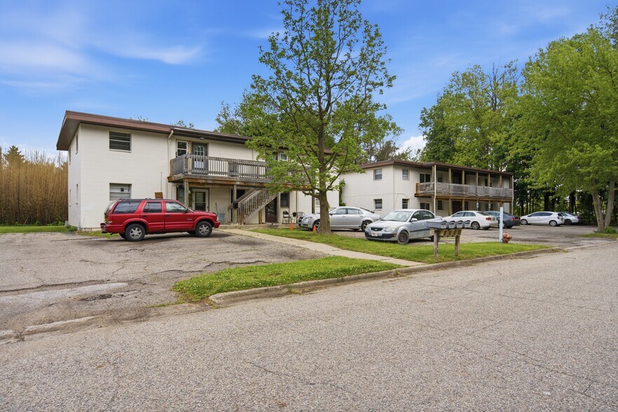 161 Gale Ave, Galesburg, MI à vendre - Photo de l’immeuble – Image 2 sur 9