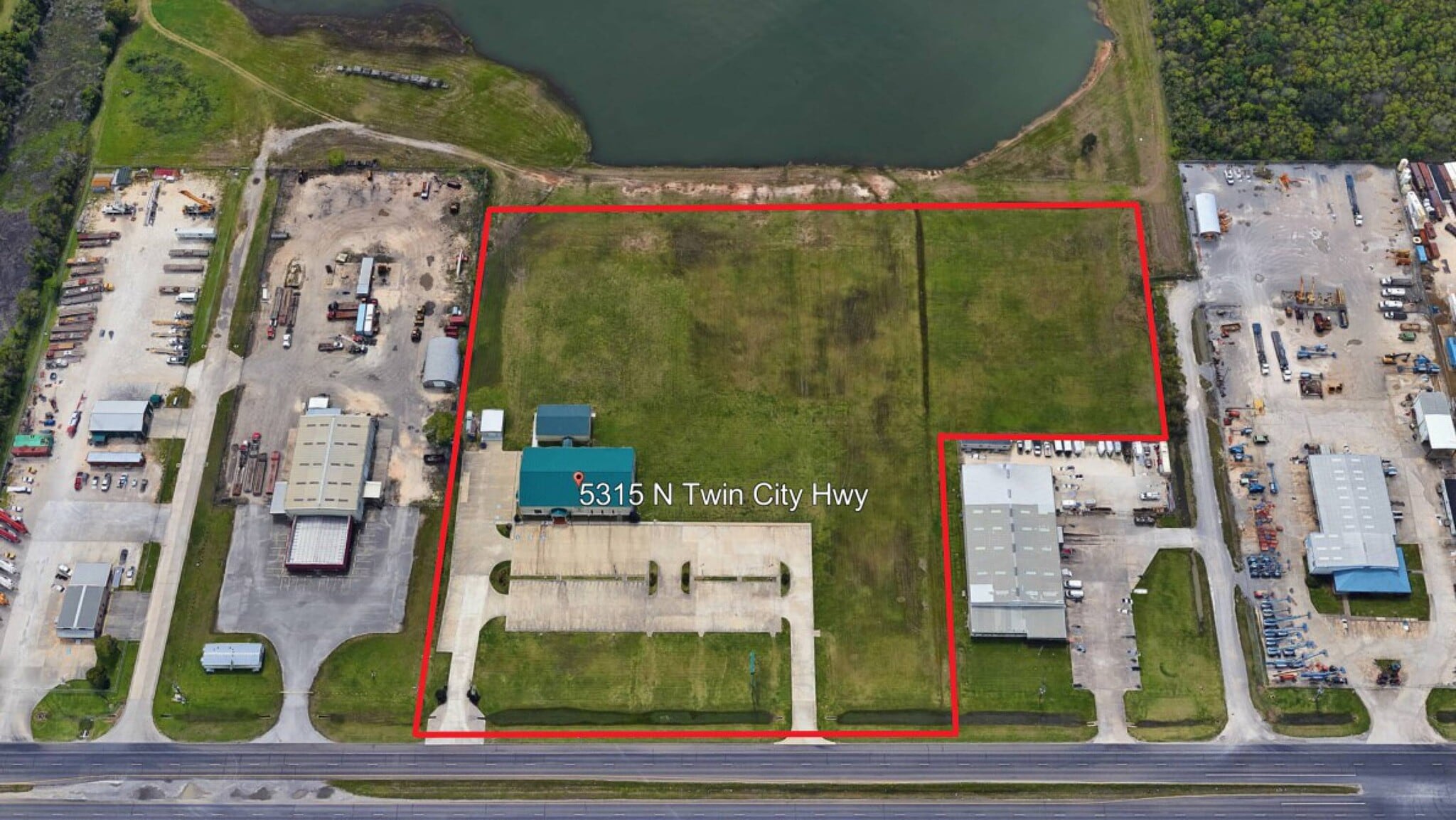 5315 N Twin City Hwy, Nederland, TX à louer Photo de l’immeuble– Image 1 sur 12