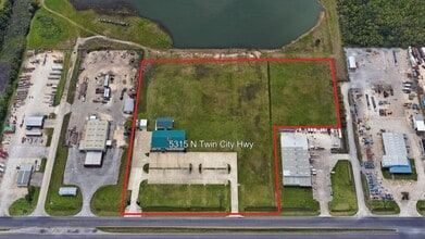 5315 N Twin City Hwy, Nederland, TX à louer Photo de l’immeuble– Image 1 sur 12