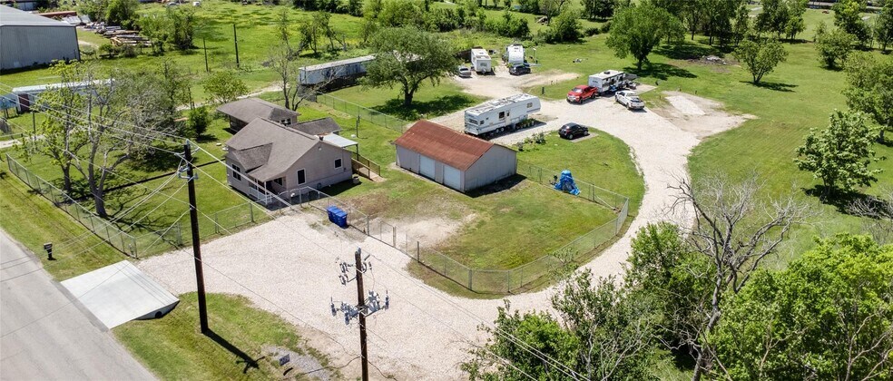 5615 John Martin Rd, Baytown, TX à vendre - Photo de l’immeuble – Image 3 sur 3