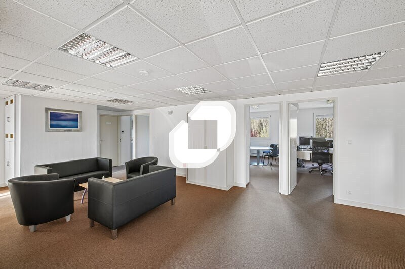 Bureau dans Rambouillet à vendre - Photo intérieure – Image 2 sur 13