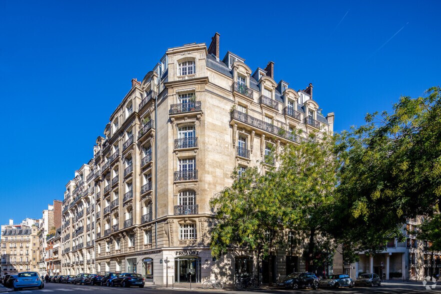 Rue George Sand, Paris à louer - Photo de l’immeuble – Image 3 sur 9