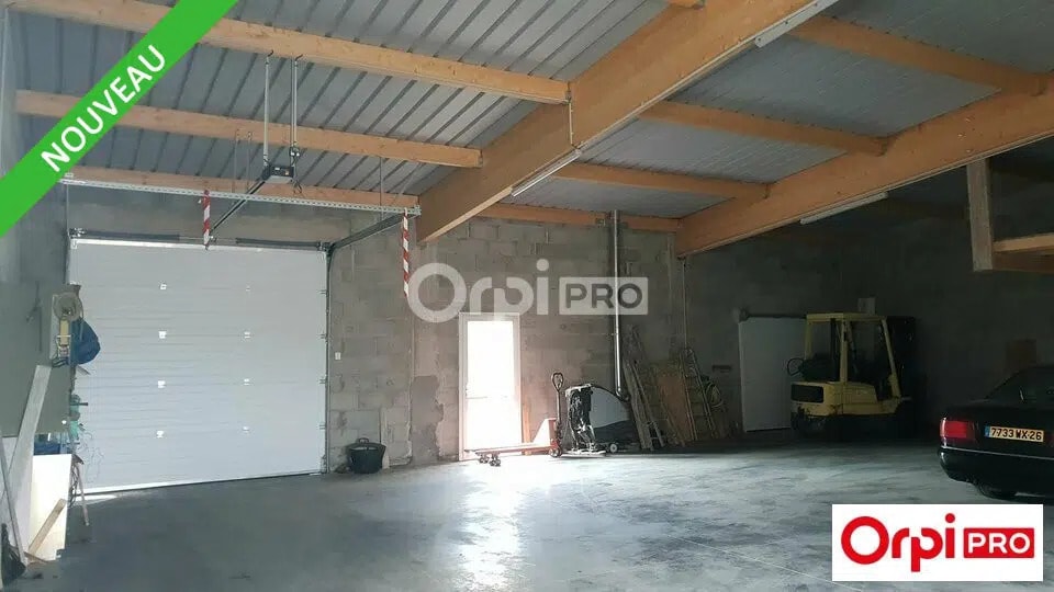 Local d’activités dans ROMANS-SUR-ISÈRE à louer - Photo de l’immeuble – Image 1 sur 9