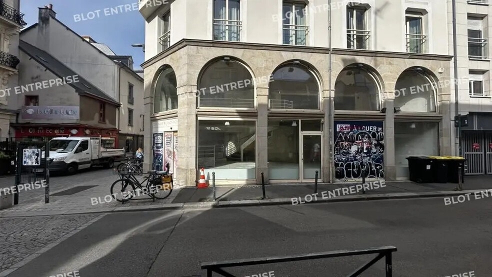 Bureau dans Rennes à louer - Photo de l’immeuble – Image 1 sur 9