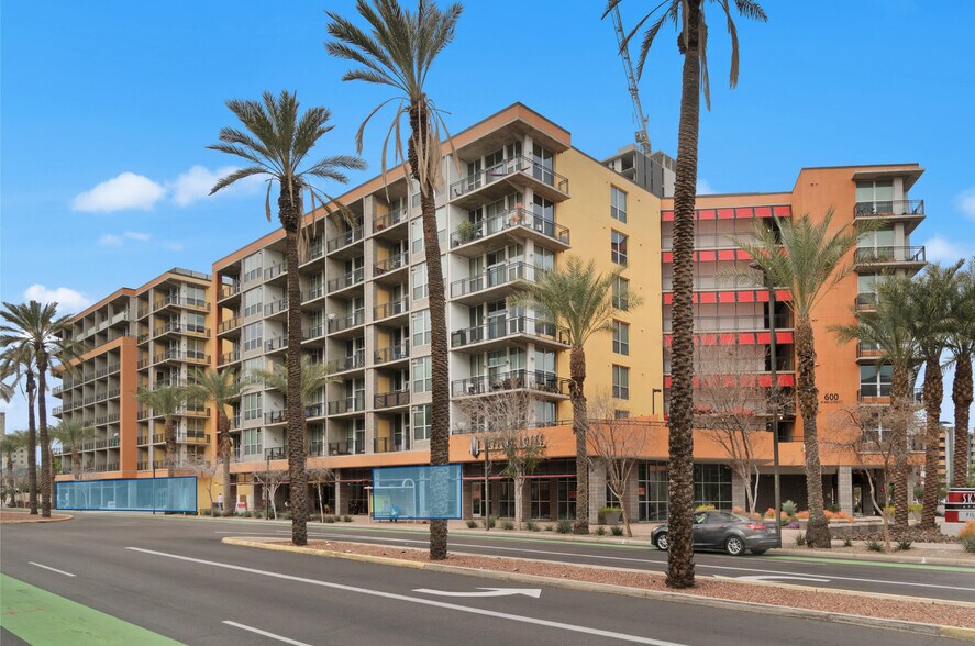 600 N 4th St, Phoenix, AZ à louer - Photo de l’immeuble – Image 3 sur 21