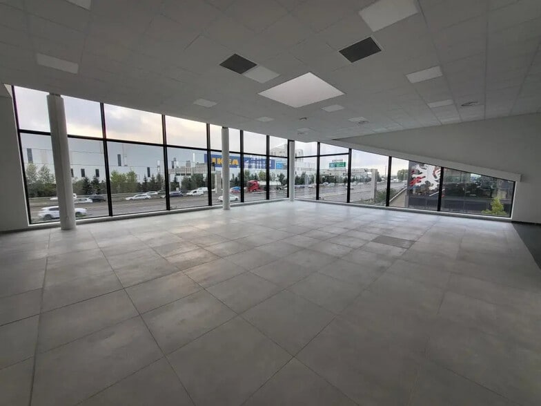 Local d’activités dans Vénissieux à louer - Photo intérieure – Image 3 sur 7