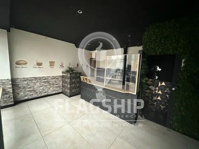 Local commercial dans Paris à louer - Photo intérieure – Image 2 sur 8