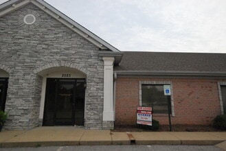 2021-2027 Greystone Sq, Jackson, TN à louer Photo intérieure– Image 2 sur 17