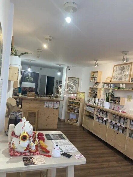 Local commercial dans Lyon à louer - Photo intérieure – Image 2 sur 4