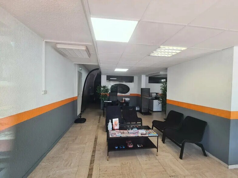 Local commercial dans Cannes à louer - Photo de l’immeuble – Image 2 sur 3