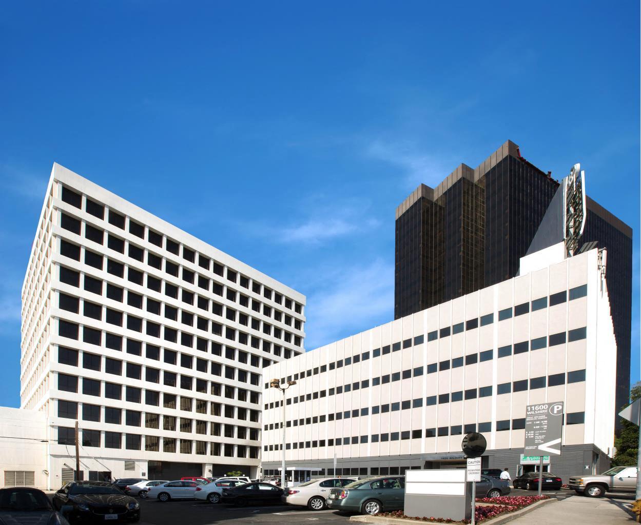 11620 Wilshire Blvd, Los Angeles, CA à louer Photo principale– Image 1 sur 7