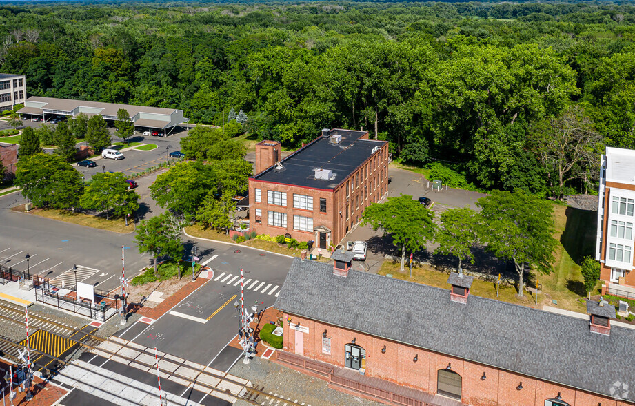 41 Mechanic St, Windsor, CT à louer - Aérien – Image 3 sur 10