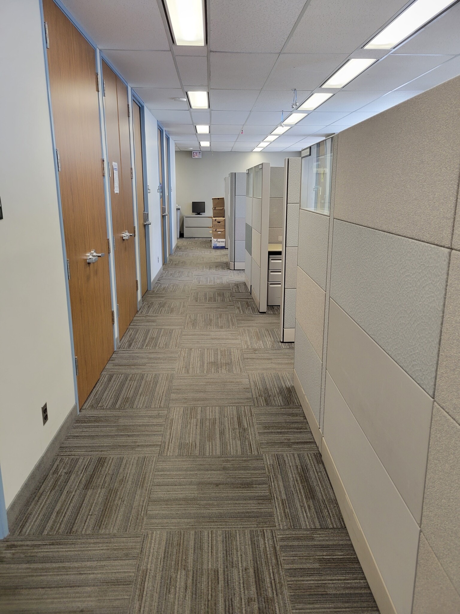 180 Dundas St W, Toronto, ON à louer Photo intérieure– Image 1 sur 6