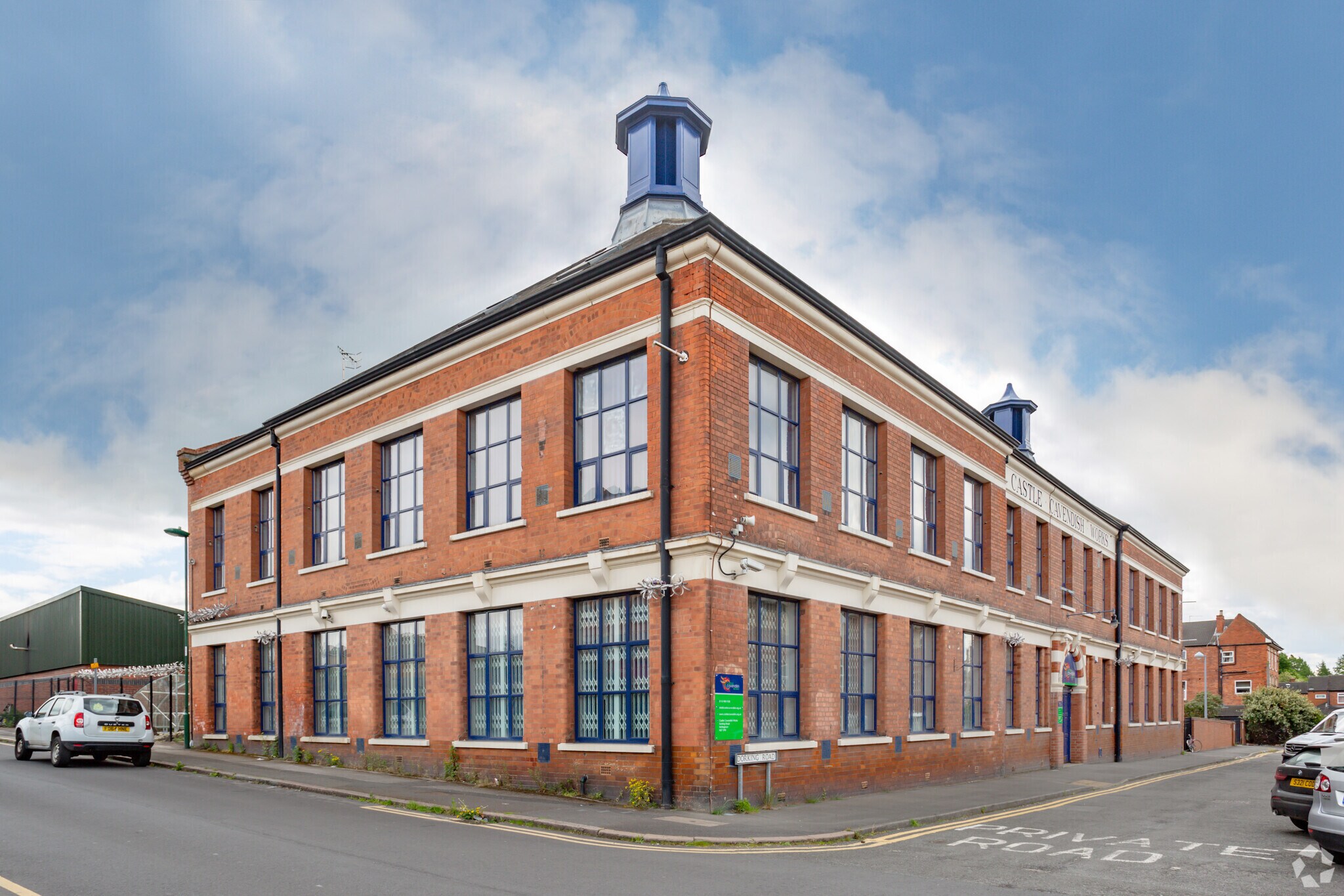 Dorking Rd, Nottingham à vendre Photo principale– Image 1 sur 3