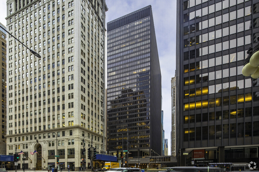 233 N Michigan Ave, Chicago, IL à louer - Photo de l’immeuble – Image 1 sur 8