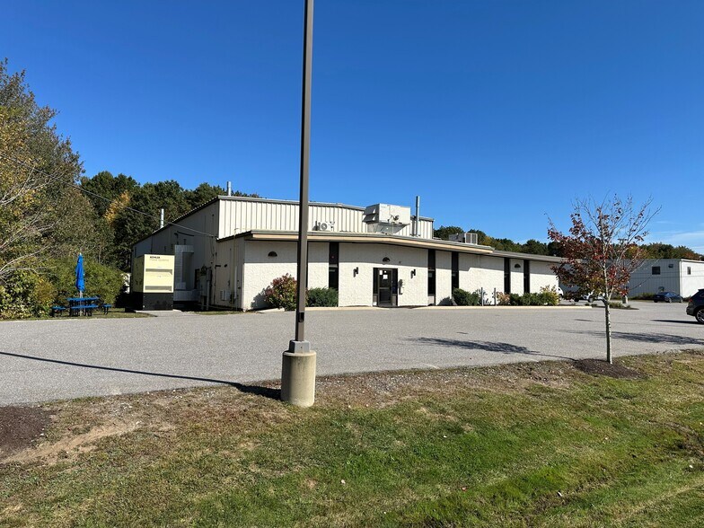 14 Washington Ave, Scarborough, ME à louer - Photo de l’immeuble – Image 2 sur 8