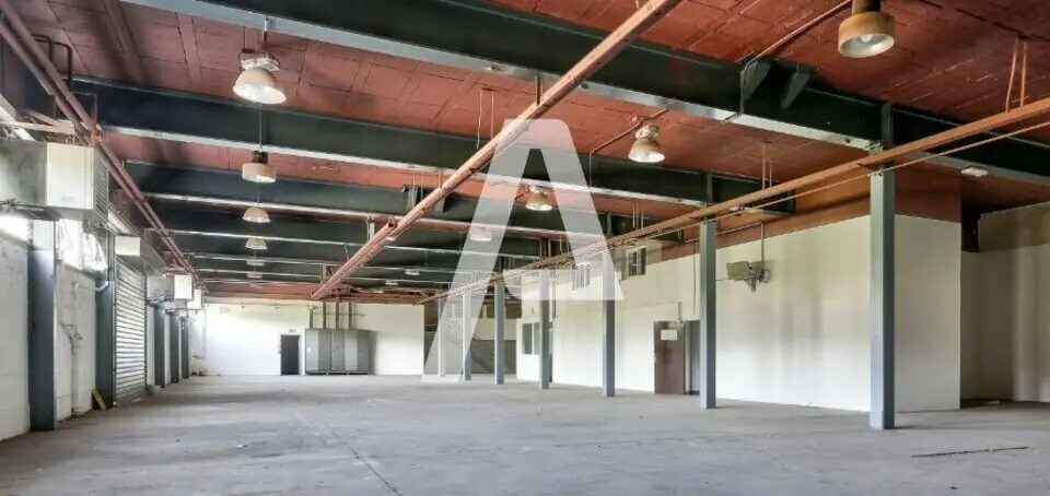 Bureau dans Chilly-Mazarin à louer Photo de l’immeuble– Image 1 sur 7