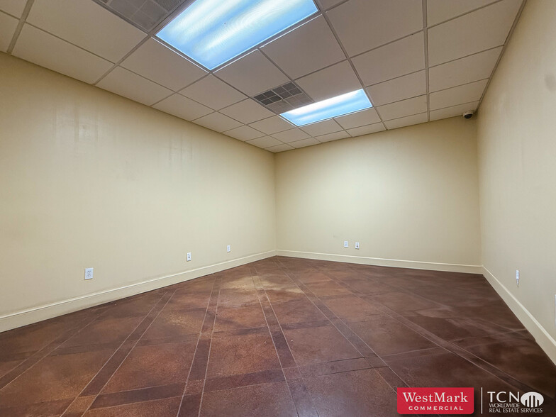 313 Paris Ave, Lubbock, TX à louer - Photo de l’immeuble – Image 3 sur 6