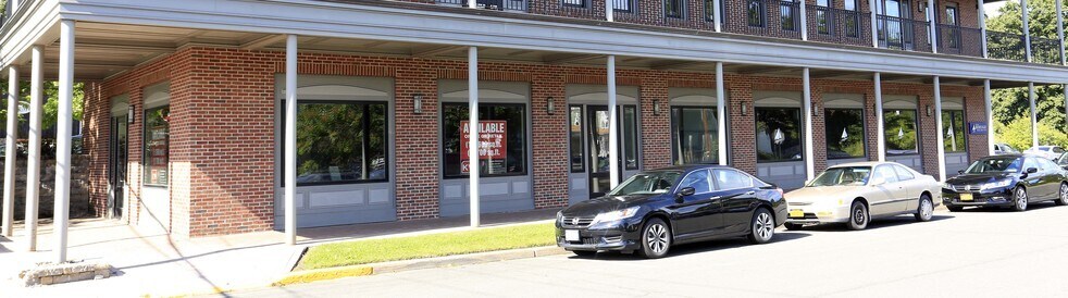 117 Grand St, Goshen, NY à vendre - Photo de l’immeuble – Image 3 sur 12