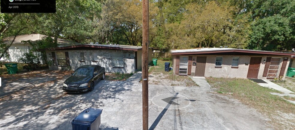 8 Duplexes in Tampa Florida portefeuille de 8 biens à vendre sur LoopNet.fr - Photo de l’immeuble – Image 2 sur 14