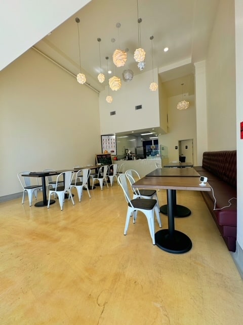 5225 Wilshire Blvd, Los Angeles, CA à louer Photo intérieure– Image 1 sur 12