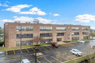 Plus de détails pour 1910 S Highland Ave, Lombard, IL - Bureau à louer