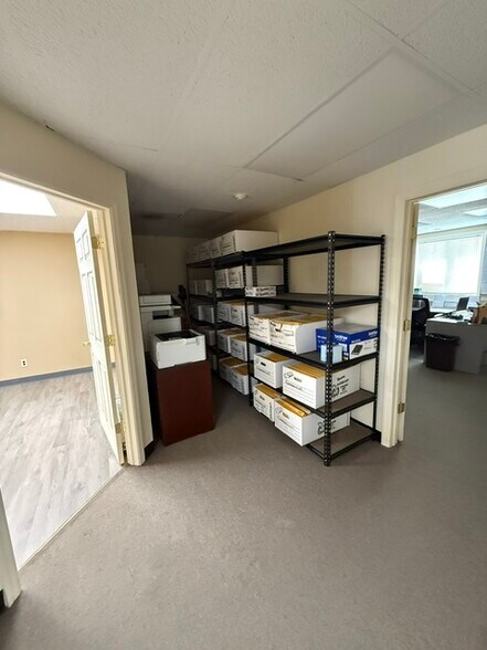 150 Cooper Rd, West Berlin, NJ à vendre - Photo de l’immeuble – Image 3 sur 7