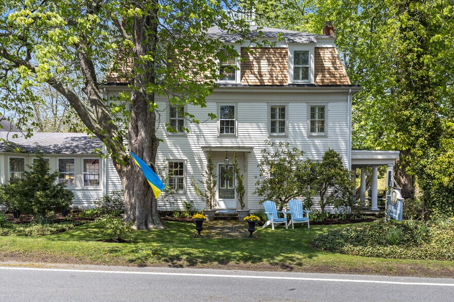 1861 Main St, Brewster, MA à vendre - Photo de l’immeuble – Image 1 sur 103