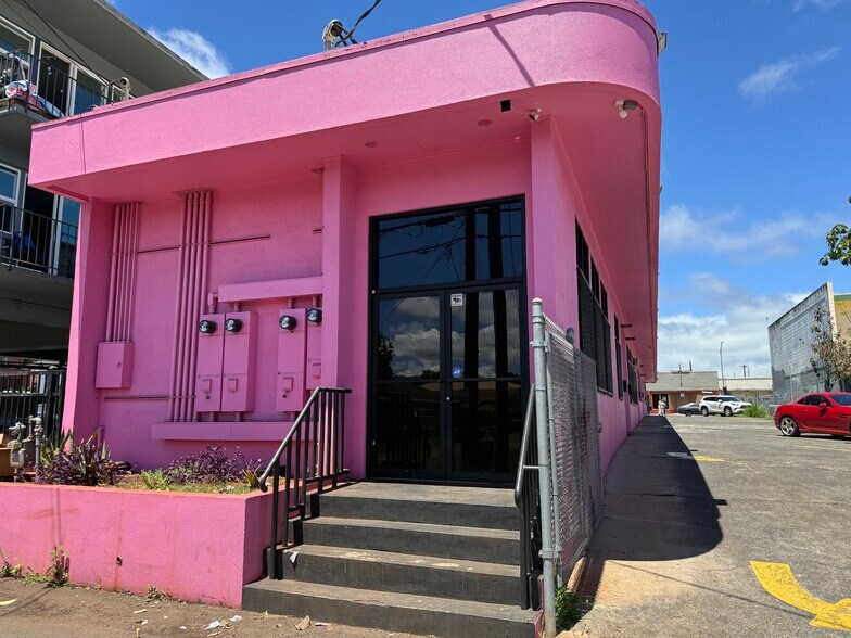 71-75 S Kamehameha Hwy, Wahiawa, HI à louer - Photo de l’immeuble – Image 2 sur 7