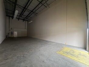 11566 Eburne Way, Richmond, BC à louer Photo intérieure– Image 1 sur 8