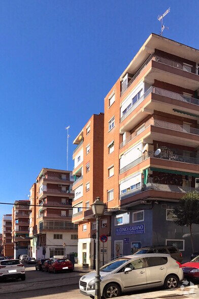 Immeuble residentiel dans Alcorcón, Madrid à vendre - Photo de l’immeuble – Image 3 sur 3