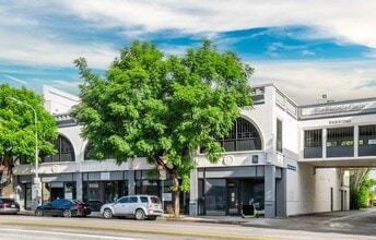 2384-2390 Westwood Blvd, Los Angeles, CA à louer Photo de l’immeuble– Image 1 sur 2