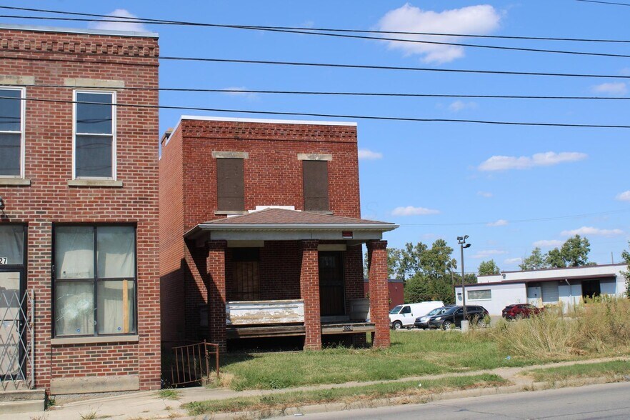 1227 Cleveland Ave, Columbus, OH à vendre - Photo de l’immeuble – Image 2 sur 9