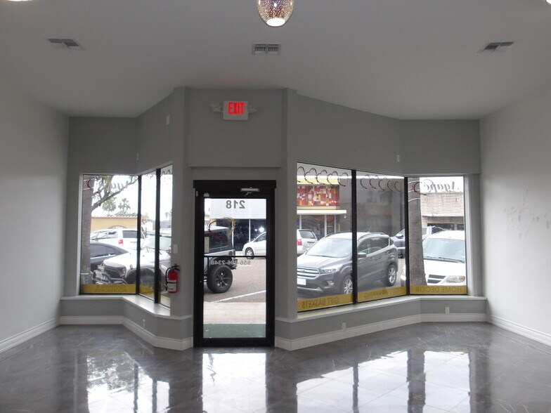 218 E Jackson St, Harlingen, TX à louer - Photo intérieure – Image 1 sur 12