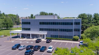 Plus de détails pour 3 Friends Ln, Newtown, PA - Bureau à vendre