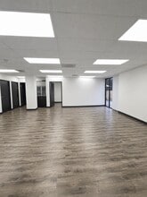 1120 S Robertson Blvd, Los Angeles, CA à louer Photo intérieure– Image 1 sur 8